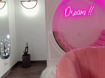 girl ashlyeroberts1 capture image #2327837
