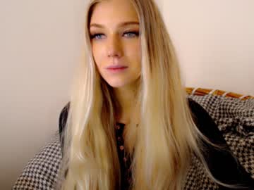 girl pervyblonde capture image #1751222
