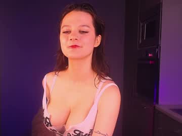 girl lorienn capture image #5812499