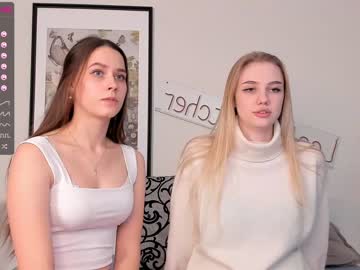 couple wondergirlfriends capture image #862744