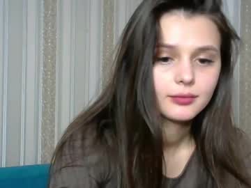 girl 2earsbunny capture image #875928