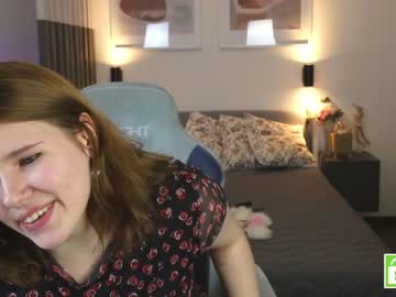 girl girl_u_never_met capture image #4340430