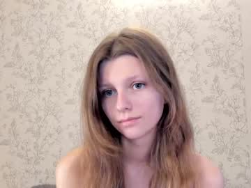 girl alainaestrada capture image #5483845