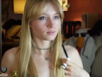 girl bestblondiiecb capture image #6723019