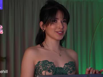 girl anniehillofficial_ capture image #6716789