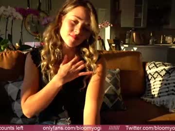 girl bloomyogi capture image #1201976