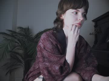 girl auddicted capture image #5023184
