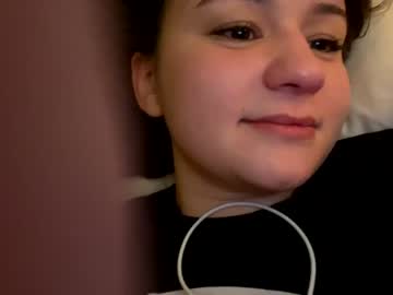 girl internet_famous capture image #775015