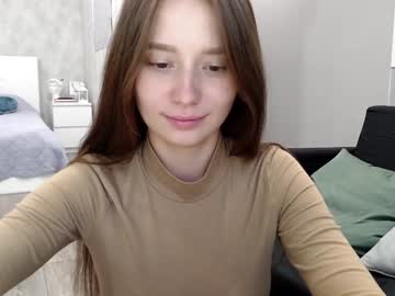 girl _hey_siri_ capture image #2498416