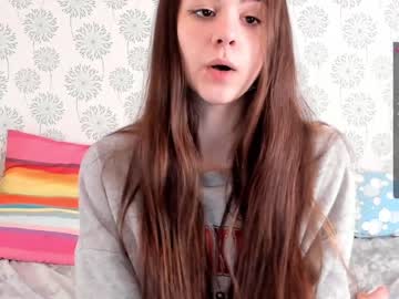 girl ainaschavell capture image #2037033