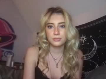 girl nikki_dreammm capture image #7012895