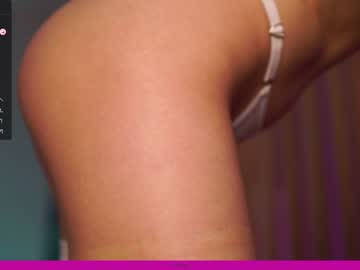 girl angels_kiss capture image #5464550