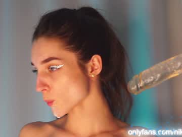 girl angels_kiss capture image #1446514