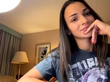 girl toocutetohandle capture image #2580338
