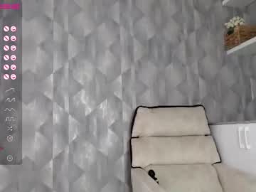 girl yummy_blonde capture image #4094155