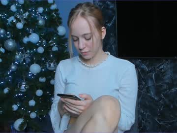girl milena_plays capture image #740210