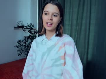 girl _night_moon_ capture image #5734755