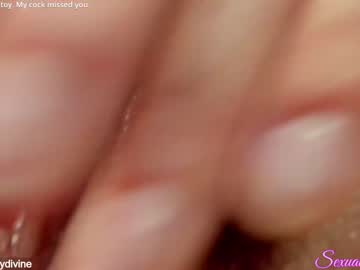 girl sexual_essence capture image #2857384