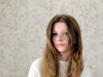 girl alainaestrada capture image #5475743