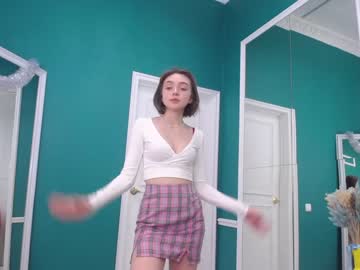 girl adelewilson__ capture image #789666