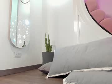 girl ashlyeroberts1 capture image #1782165