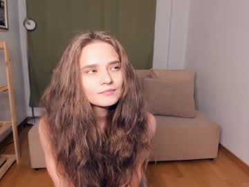 girl gillia_blumber capture image #5064333