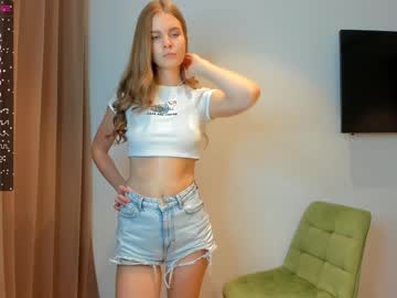 girl carolynsveronica capture image #5003090