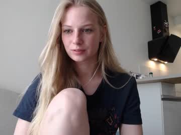 girl magic_couple13 capture image #2123546
