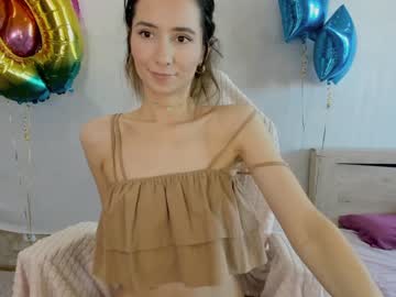 girl crystalnut capture image #6781053
