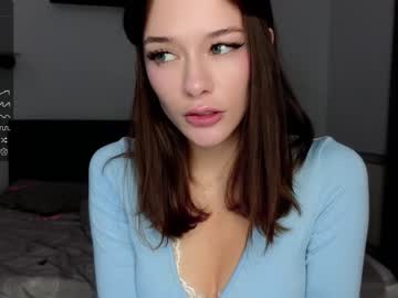 girl predatory_eyes capture image #6355851