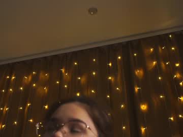 girl helenmoors capture image #4513580