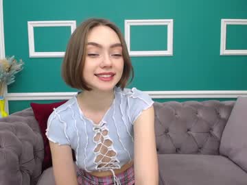 girl adelewilson__ capture image #487480