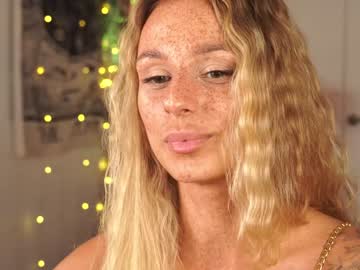 girl artease capture image #5406503