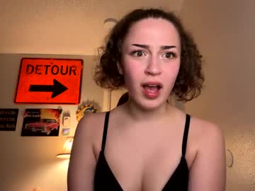 girl lillianpoach capture image #6990226