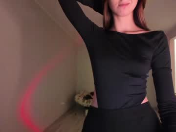 girl golden_bag capture image #2465114