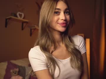 girl cuteelsa_ capture image #5720837