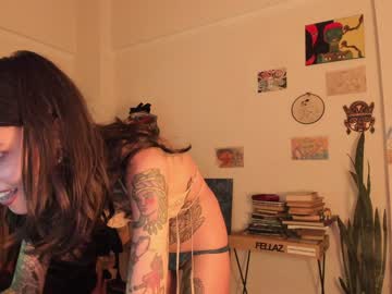 girl alone_together_ capture image #5603416
