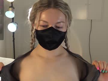 girl blondehottiek capture image #6783893