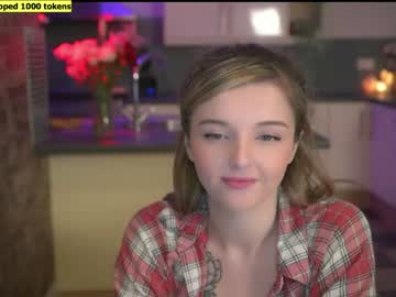 girl lucydelovely capture image #3669477