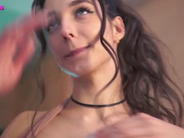 girl angels_kiss capture image #3482617