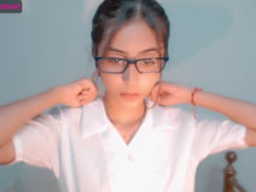 girl gummy_bear7 capture image #1293416