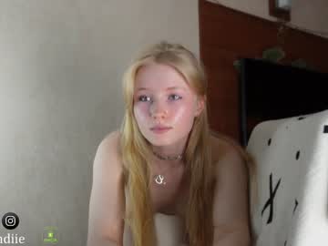girl bestblondiiecb capture image #6917435