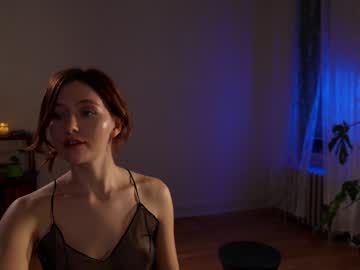 girl alisonrouge capture image #6099941