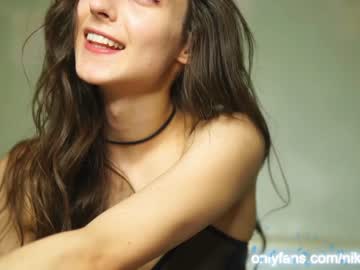 girl angels_kiss capture image #303860