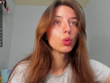 Cam for your_little_flexible_girl