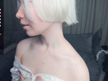 girl silvergloss capture image #5382705