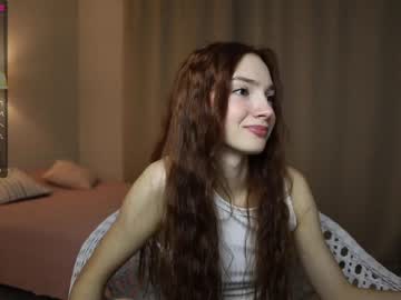 girl _guesswhat_ capture image #1112855