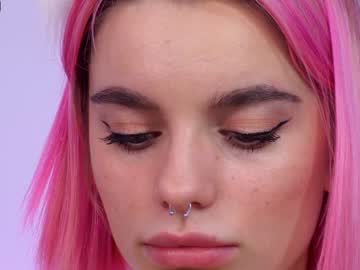 girl shycinderella capture image #534575