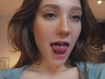 girl mia_elfie capture image #6809441