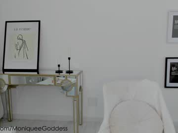girl moniqueegoddess capture image #5009446
